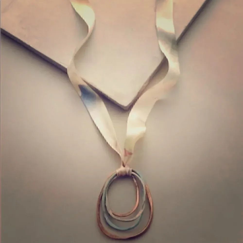 Sibilia marbled metal necklace